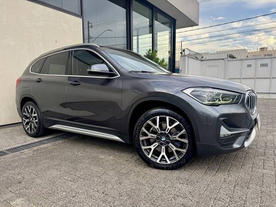 BMW X1 2.0 16V TURBO ACTIVEFLEX SDRIVE20I X-LINE 4P AUTOMÁTICO