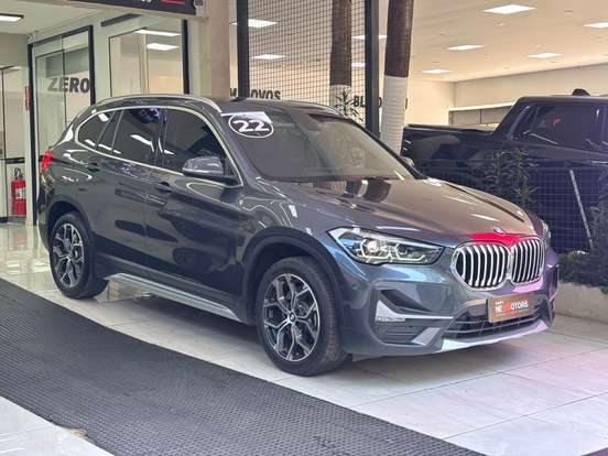 BMW-X1-2021