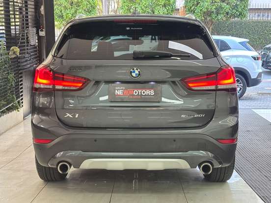 BMW-X1-2.0 16V TURBO ACTIVEFLEX SDRIVE20I X-LINE PLUS 4P AUTOMÁTICO BMW-X1-2021