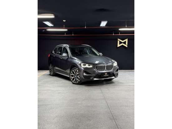 BMW-X1-2.0 16V TURBO ACTIVEFLEX SDRIVE20I X-LINE PLUS 4P AUTOMÁTICO BMW-X1-2022