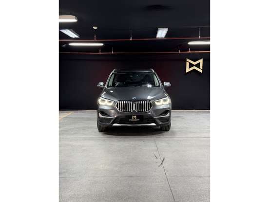 BMW-X1-2.0 16V TURBO ACTIVEFLEX SDRIVE20I X-LINE PLUS 4P AUTOMÁTICO BMW-X1-2022