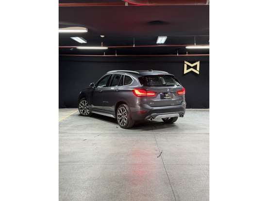 BMW-X1-2022
