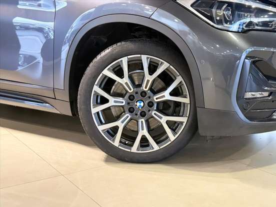 BMW-X1-2.0 16V TURBO ACTIVEFLEX XDRIVE25I SPORT 4P AUTOMÁTICO BMW-X1-2020