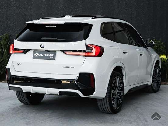 BMW-X1-2023