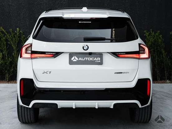 BMW-X1-2023