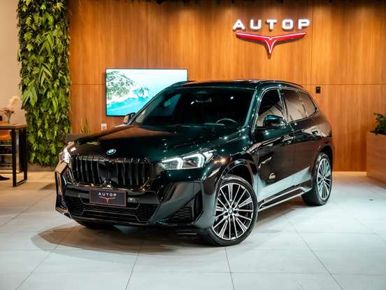 BMW-X1-2024