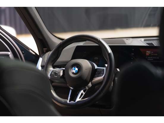 BMW-X1-2025