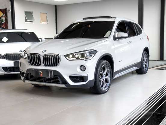 BMW-X1-2.0 16V TURBO GASOLINA SDRIVE20I X-LINE 4P AUTOMÁTICO BMW-X1-2016