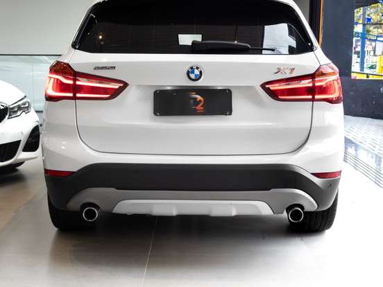 BMW-X1-2.0 16V TURBO GASOLINA SDRIVE20I X-LINE 4P AUTOMÁTICO BMW-X1-2016