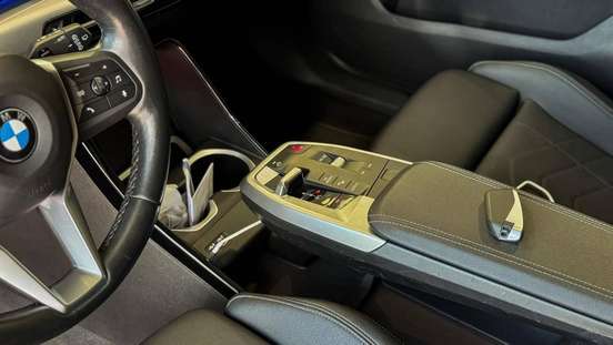 BMW-X1-2022