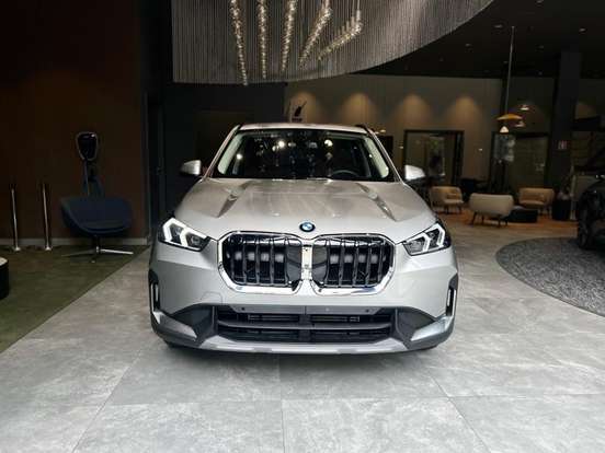 BMW-X1-2.0 16V TURBO GASOLINA SDRIVE20I X-LINE STEPTRONIC BMW-X1-2026