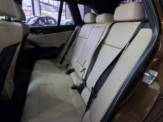 BMW-X1-2010