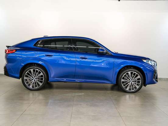 BMW-X2-2.0 TURBO GASOLINA XDRIVE20I M SPORT STEPTRONIC BMW-X2-2024