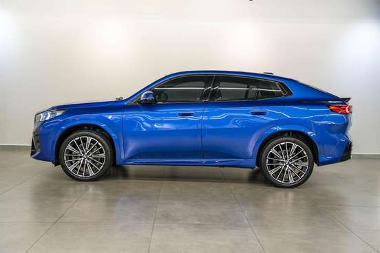 BMW-X2-2024