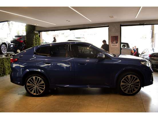 BMW-X2-2.0 TURBO GASOLINA XDRIVE20I M SPORT STEPTRONIC BMW-X2-2025