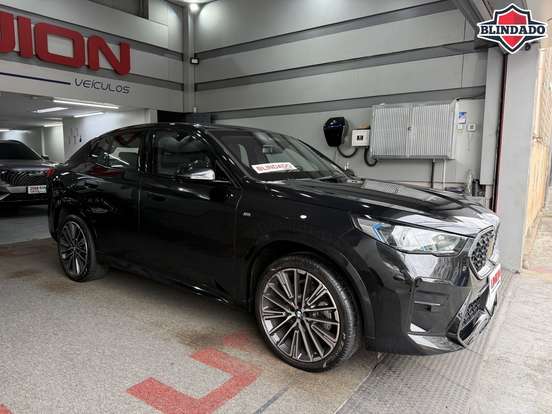 BMW-X2-2025