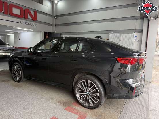 BMW-X2-2.0 TURBO GASOLINA XDRIVE20I M SPORT STEPTRONIC BMW-X2-2025