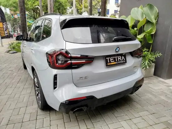 BMW-X3-2021
