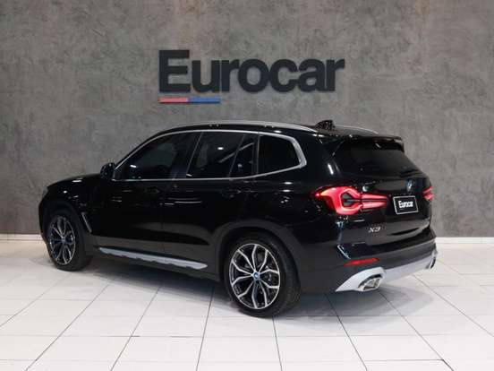 BMW-X3-2022
