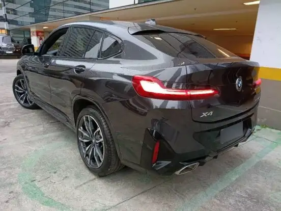 BMW-X4-2025