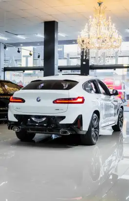BMW-X4-2024