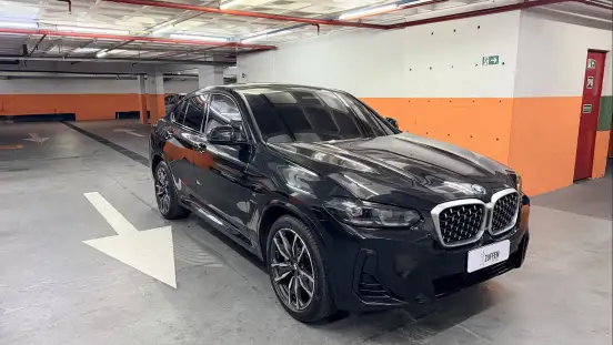 BMW-X4-2023