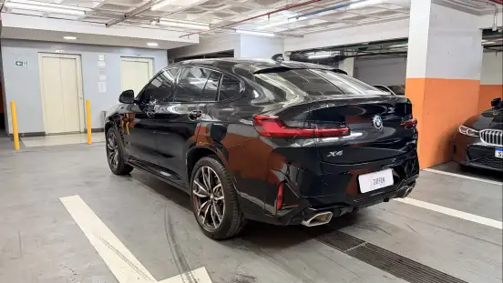 BMW-X4-2023