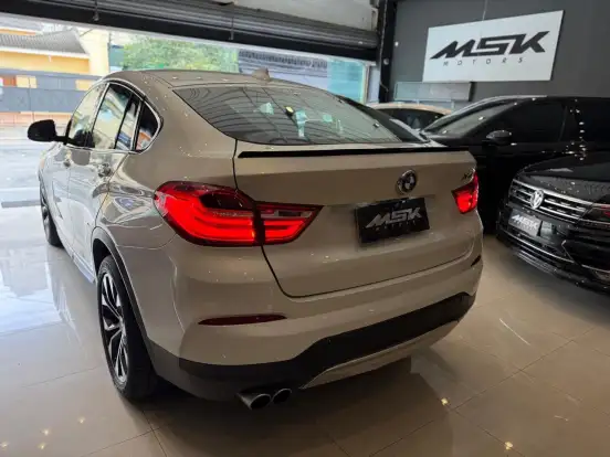BMW-X4-2015