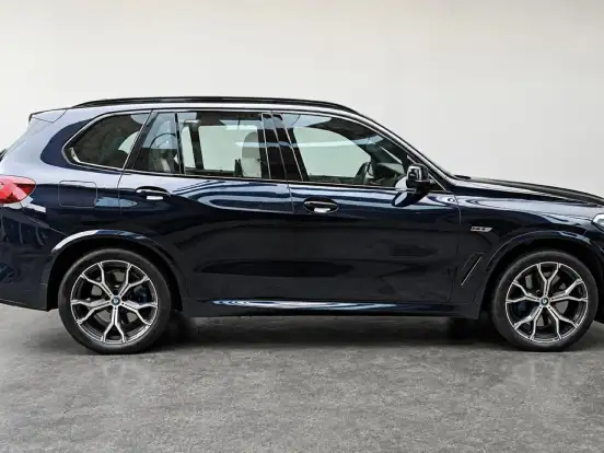 BMW-X5-3.0 I6 TURBO HÍBRIDO XDRIVE45E M SPORT AUTOMÁTICO BMW-X5-2022