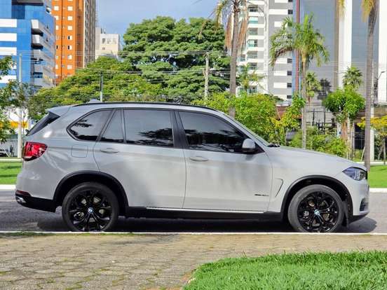 BMW-X5-2018