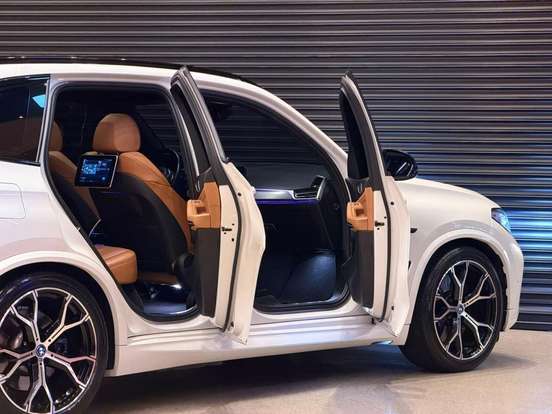 BMW-X5-3.0 I6 TURBO HÍBRIDO XDRIVE45E M SPORT AUTOMÁTICO BMW-X5-2021