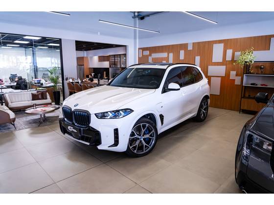 BMW X5 3.0 I6 TURBO HÍBRIDO XDRIVE50E M SPORT AUTOMÁTICO