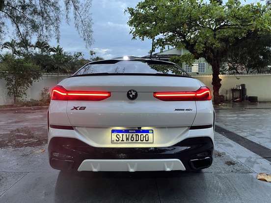 BMW-X6-2023