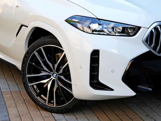 BMW-X6-2025