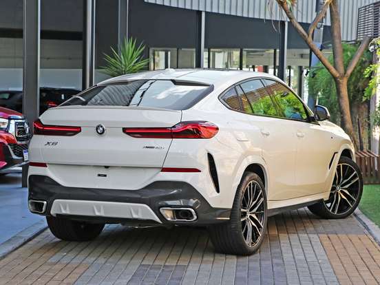 BMW-X6-3.0 TWINPOWER GASOLINA XDRIVE40I M SPORT AUTOMÁTICO BMW-X6-2025