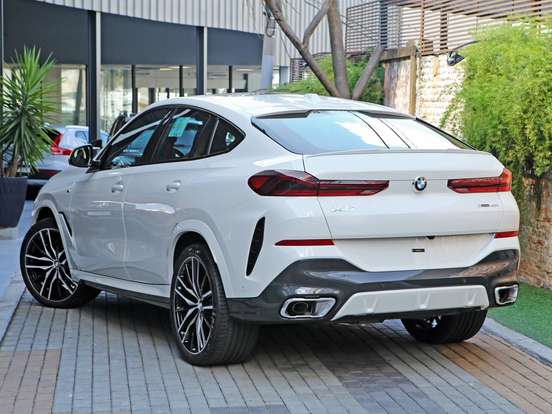BMW-X6-3.0 TWINPOWER GASOLINA XDRIVE40I M SPORT AUTOMÁTICO BMW-X6-2025
