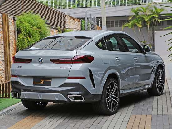 BMW-X6-2025