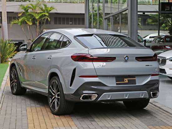 BMW-X6-3.0 TWINPOWER GASOLINA XDRIVE40I M SPORT AUTOMÁTICO BMW-X6-2025