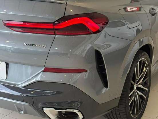 BMW-X6-3.0 TWINPOWER GASOLINA XDRIVE40I M SPORT AUTOMÁTICO BMW-X6-2024