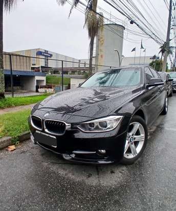 BMW-320i-2015
