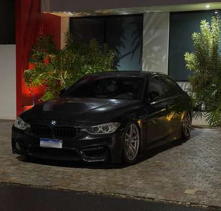 BMW-320i-2015