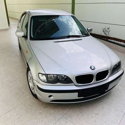 BMW-320i-2003