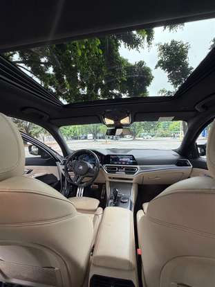 BMW-330i-2019