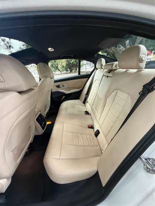 BMW-330i-2019