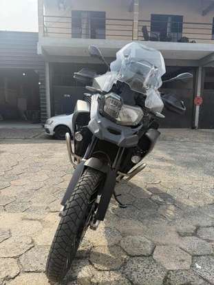 BMW-F 850 GS ADVENTURE PREMIUM-2023