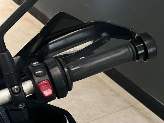 BMW-F 850 GS ADVENTURE PREMIUM-2024