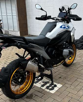 BMW-R 1300 GS PLUS-2024