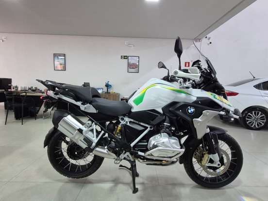 BMW-R 1250 GS ADVENTURE TRIPLE BLACK BMW-R 1250 GS ADVENTURE TRIPLE BLACK-2022