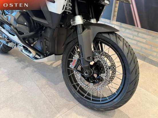 BMW-R 1300 GS ADVENTURE TRIPLE BLACK-2026