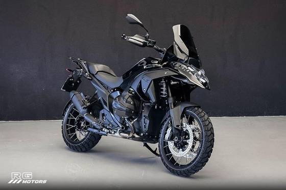 BMW R 1300 GS TRIPLE BLACK 